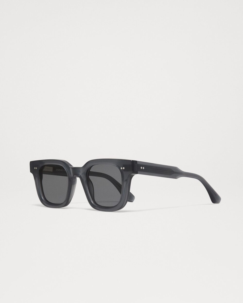CHIMI 04 Solbriller - Dark Grey - Image 4
