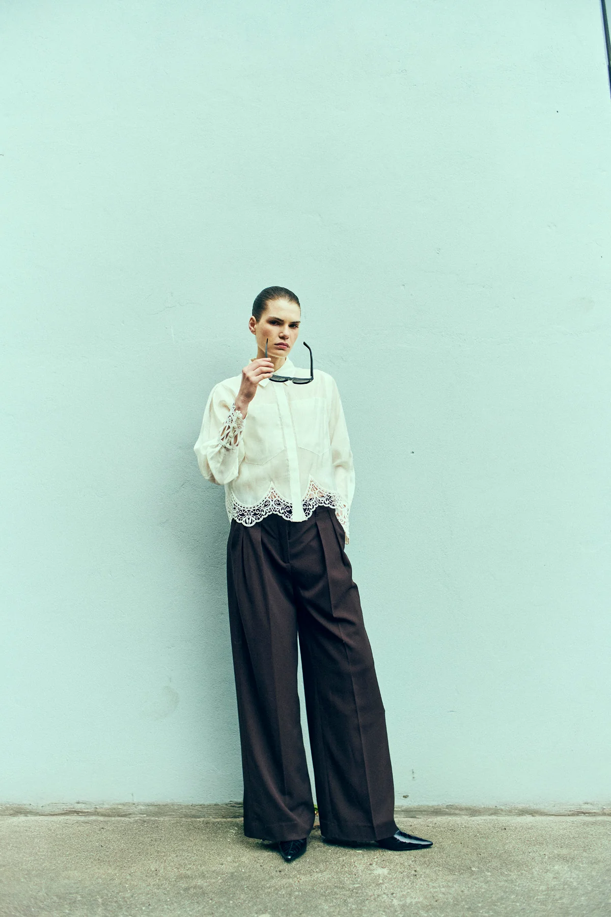 CMMOLLY skjorte med blondekant - Billede 2