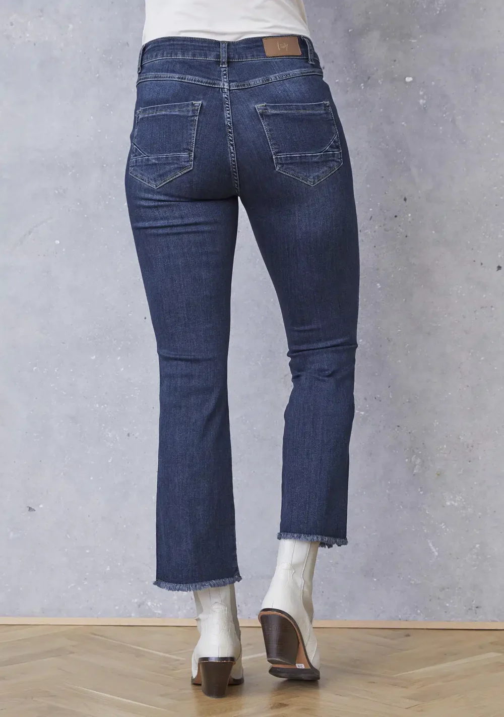 ISAY Como Flare Jeans - Dark Denim - Image 3