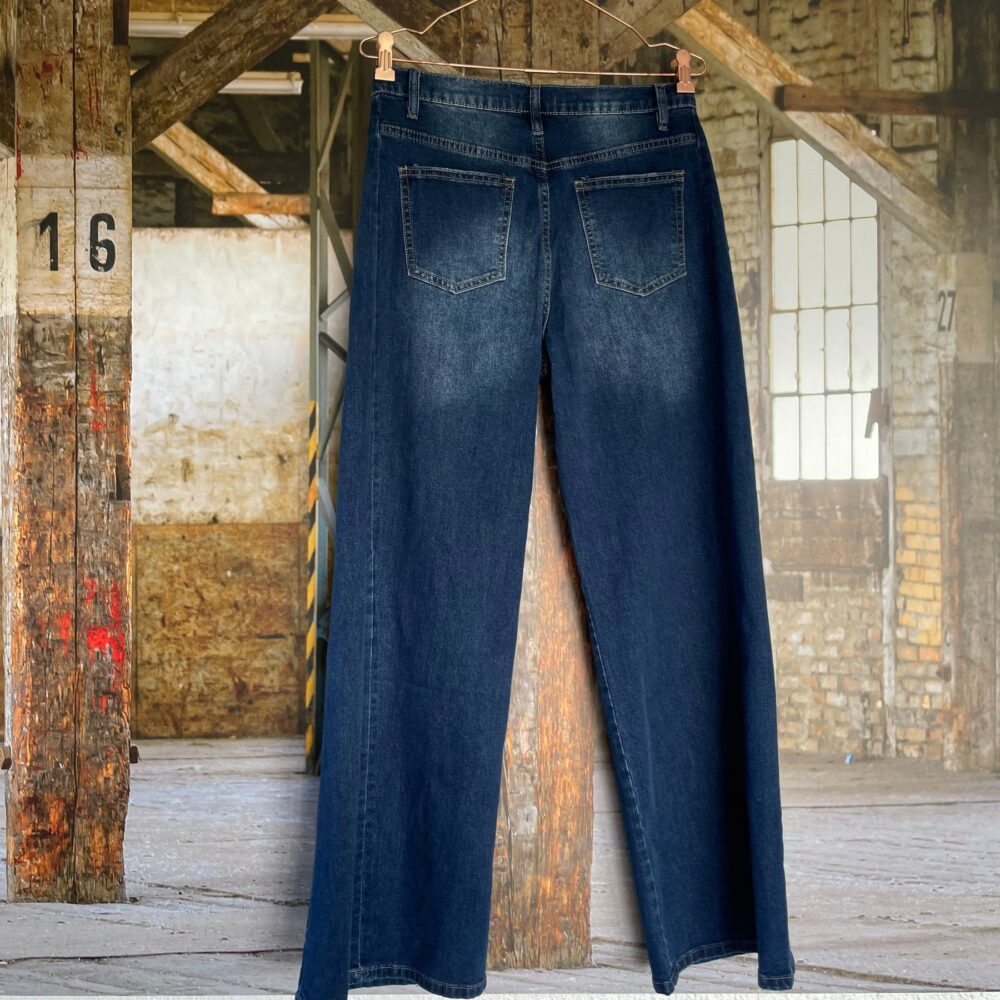 Cabana Living Julietta Jeans - Dark Denim - Image 2