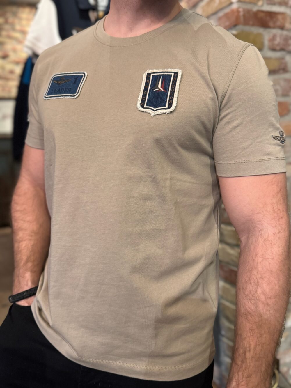 Aeronautica Militare Frecce Tricolori Vintage Patch T-shirt - Image 5
