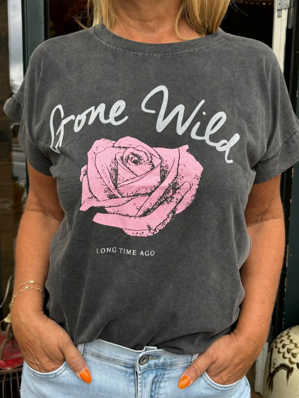Cabana Living Maddy 'Grown Wild' T-shirt - Sort