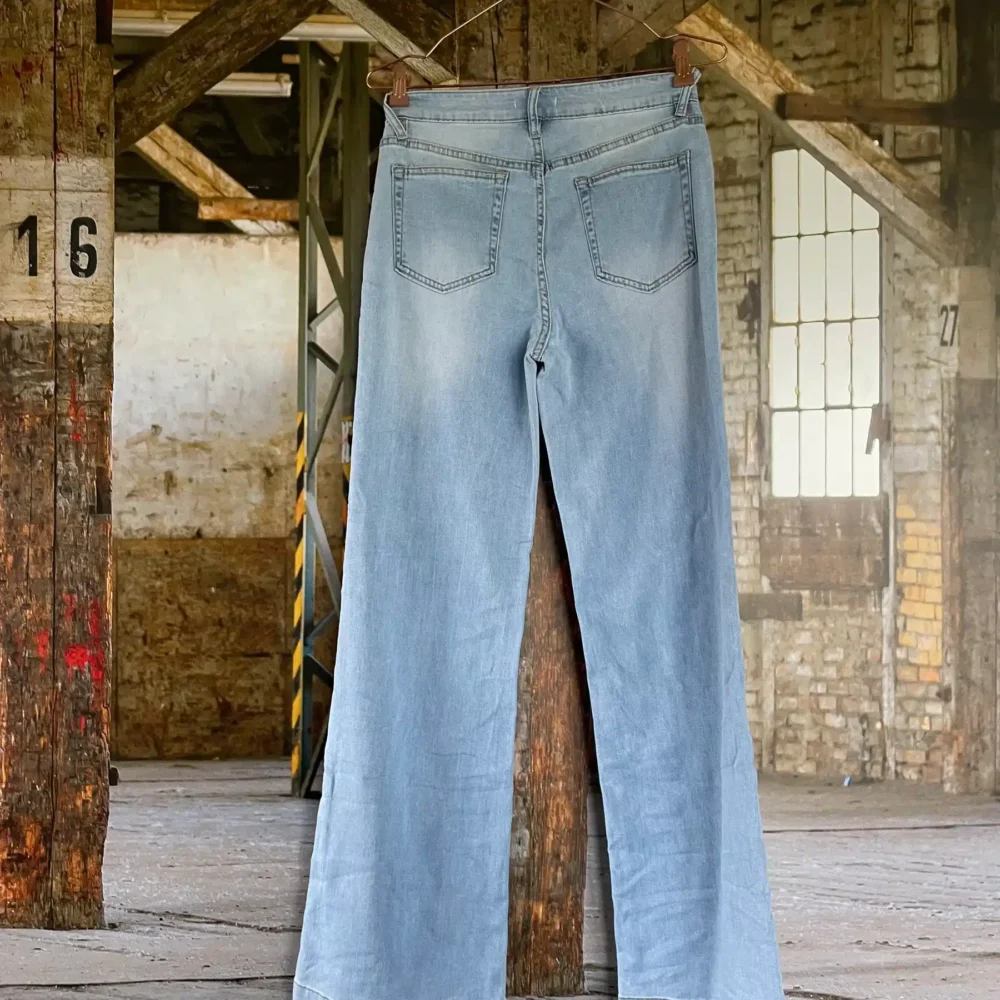 Cabana Living Kezia Straight Jeans - Light Denim - Image 2