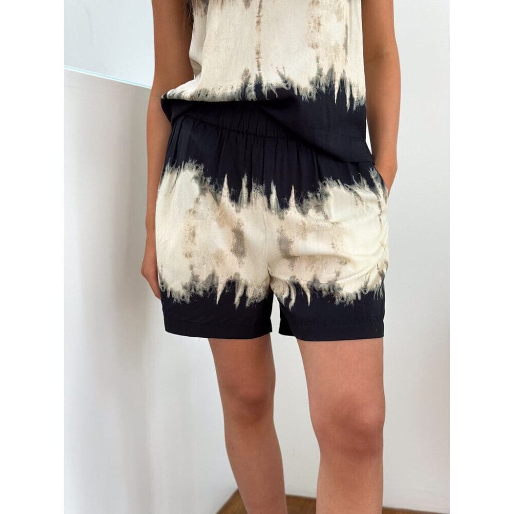 Depche KiaDE Short - Sort/Dipdye