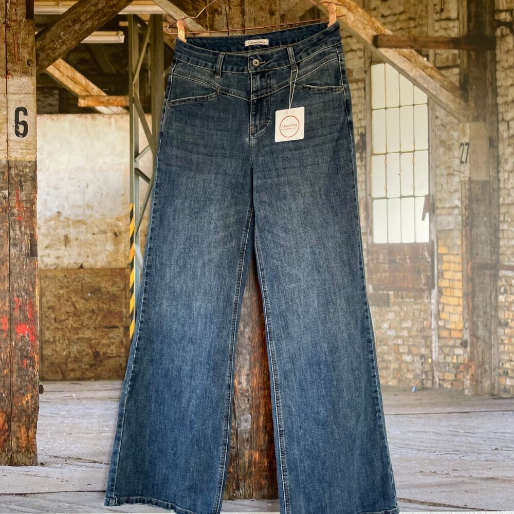 Cabana Living Skose Jeans - Dark Denim - Image 2